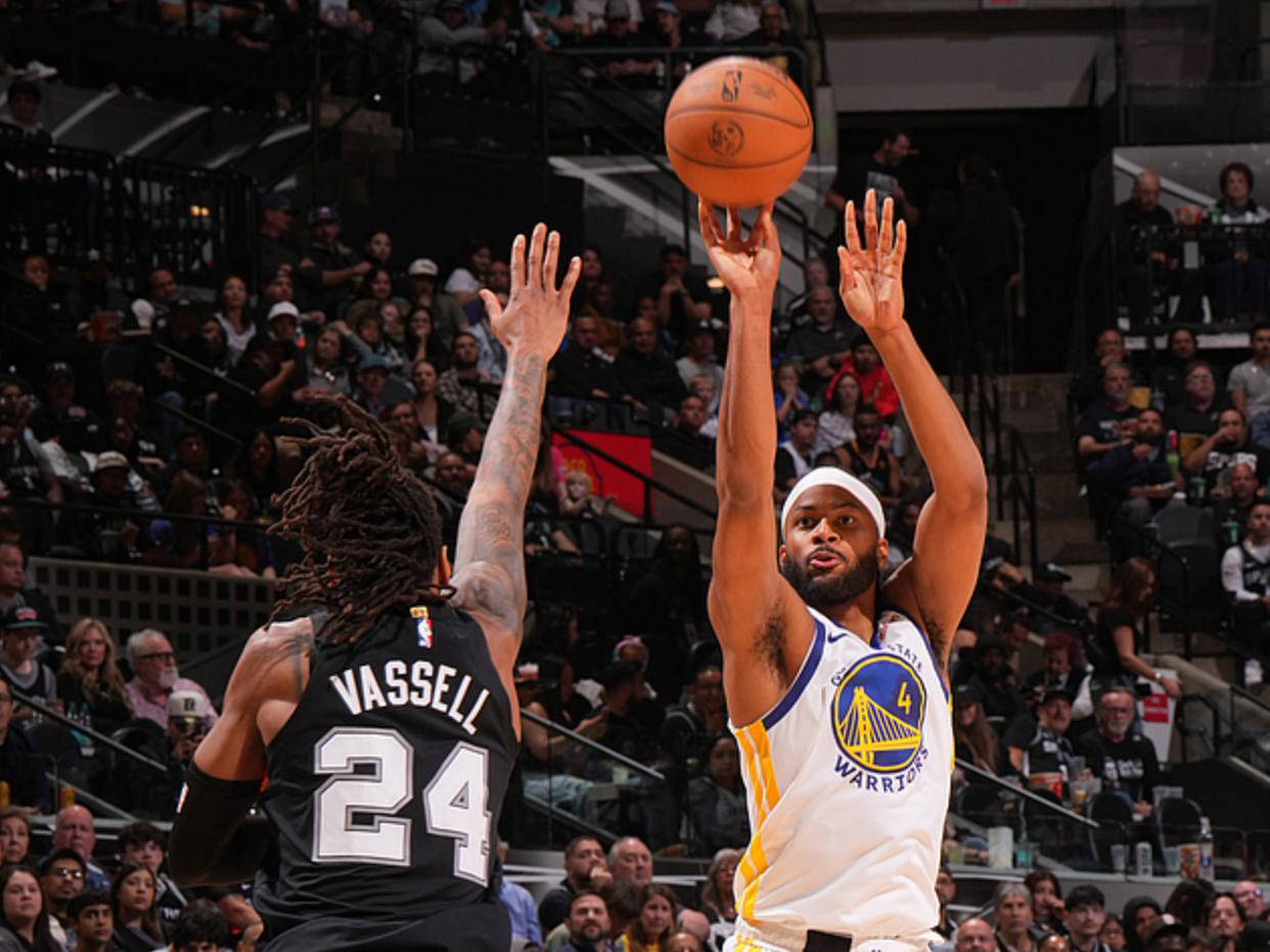 开云体育中国官网包含转会期圣安东尼奥马刺备战NBA常规赛，内部沟通细节曝光，信心回归，医务组通报恢复的词条